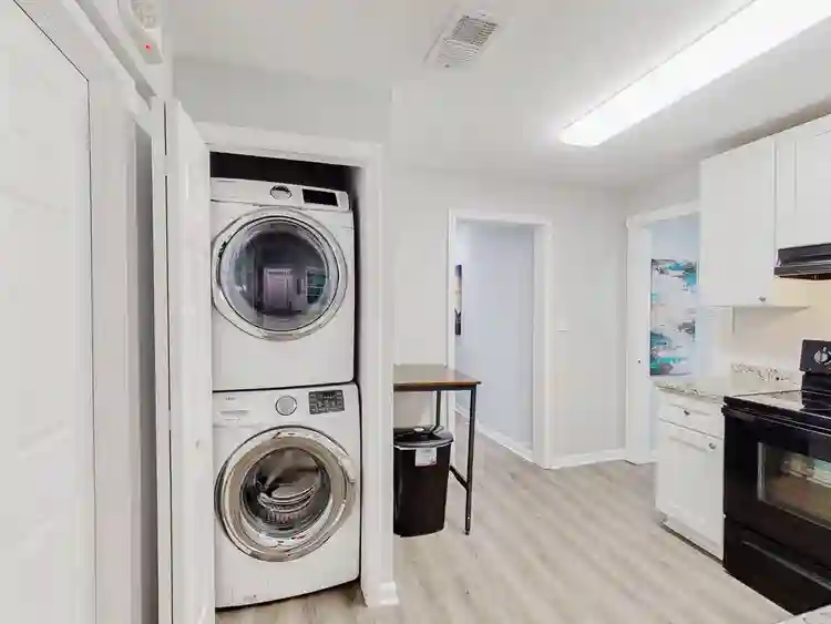 7 BR in Dallas
