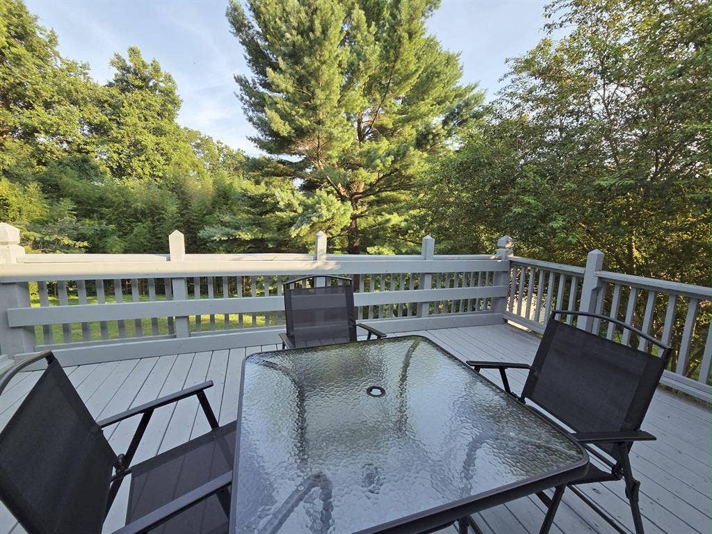 7 BR in Hopewell