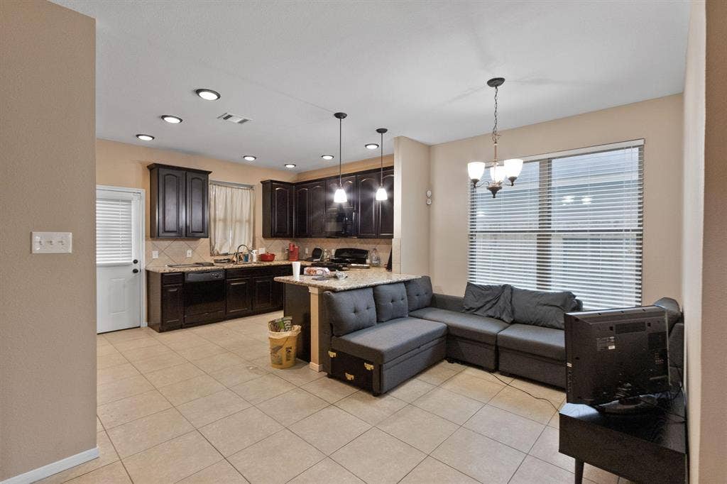 5 BR in Highlands