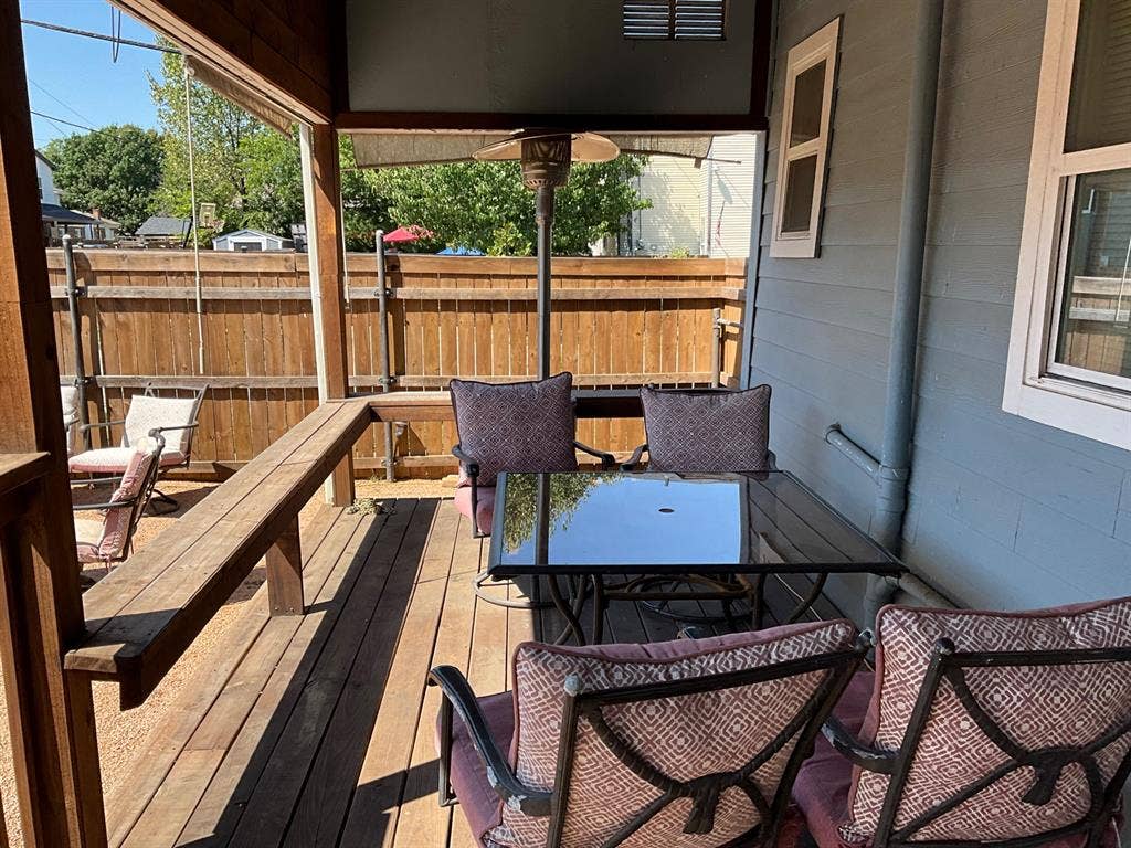 4 BR in Dallas