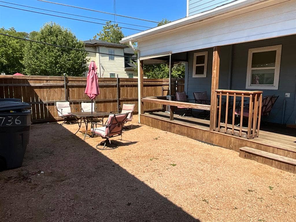 4 BR in Dallas