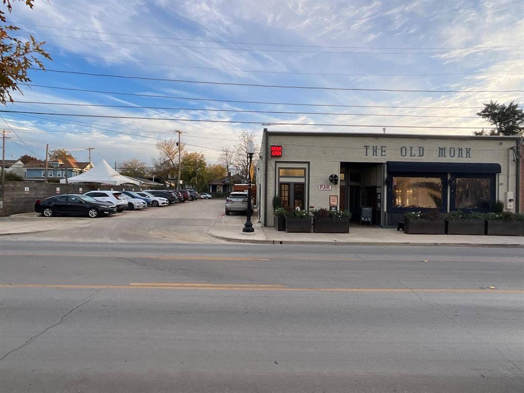 4 BR in Dallas