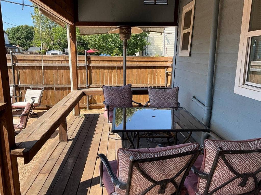 4 BR in Dallas