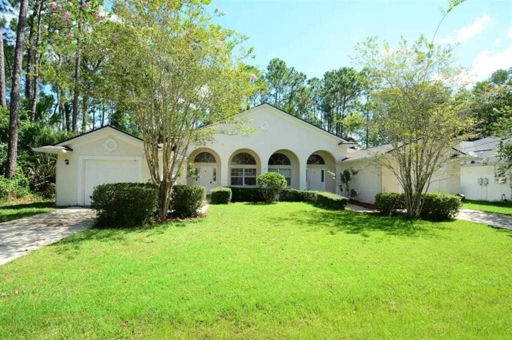 3 BR in Palm Coast