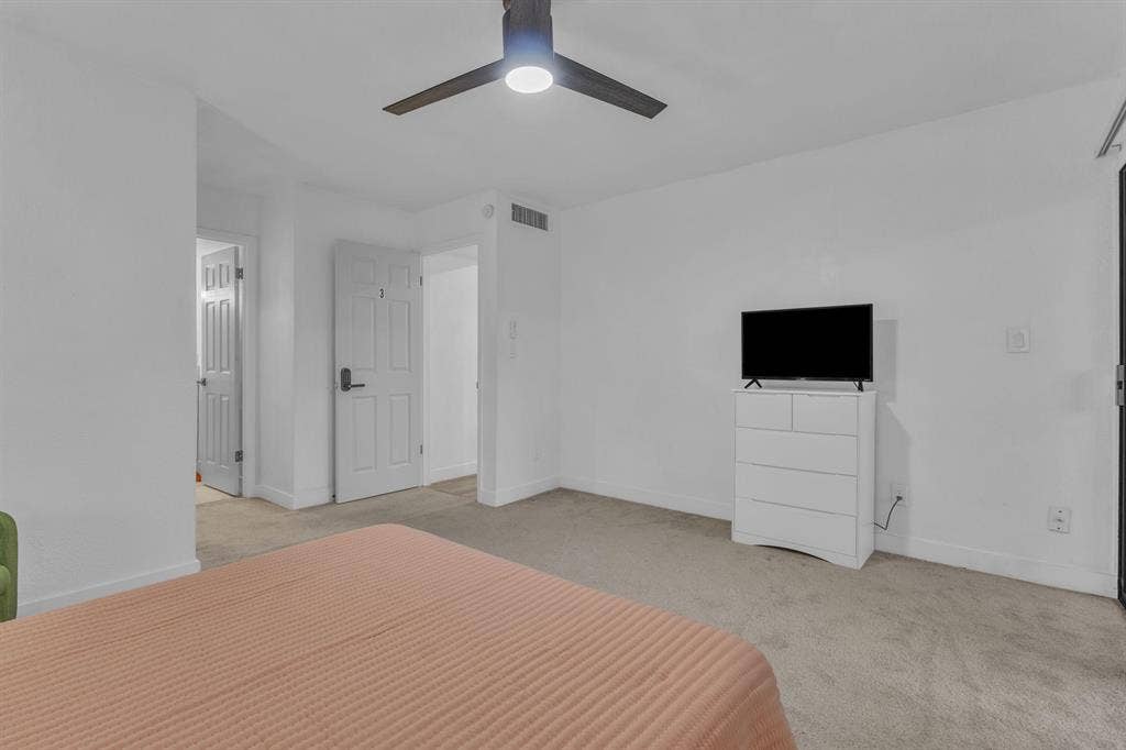 3 BR in Glendale