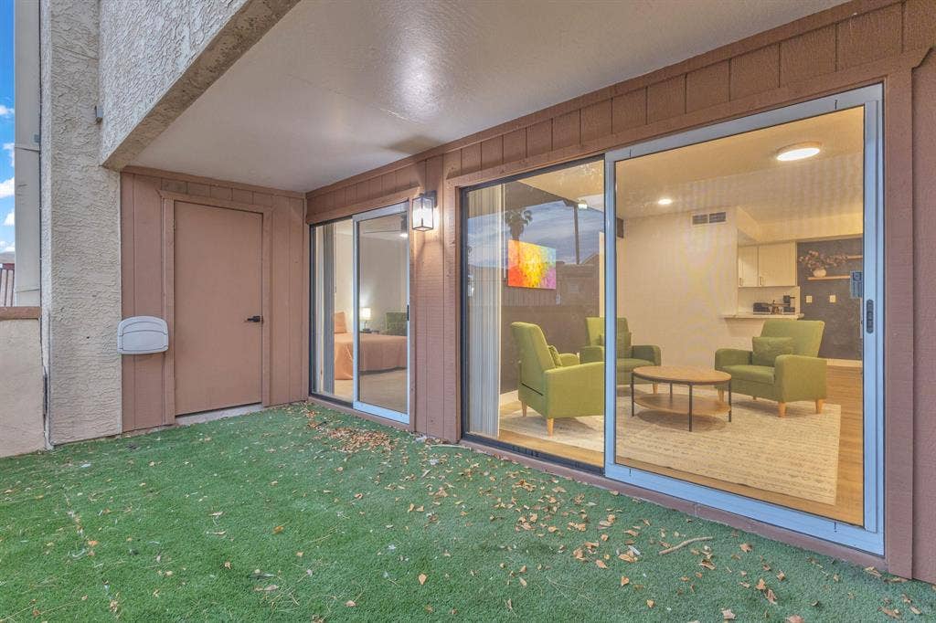 3 BR in Glendale