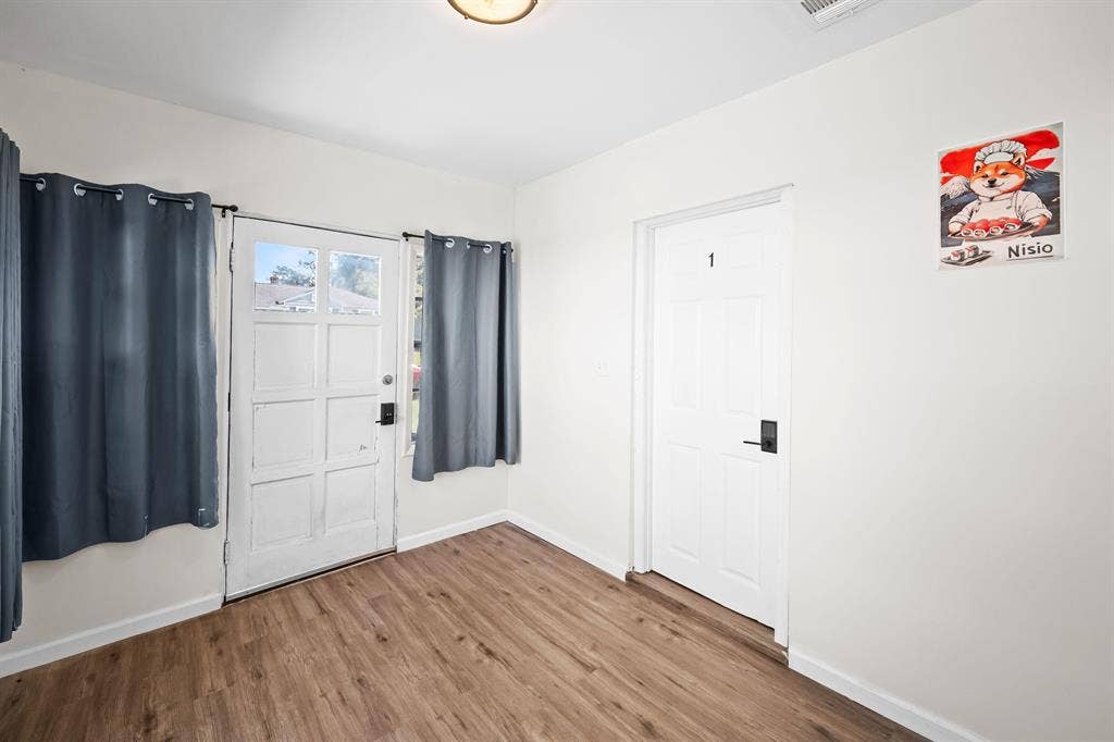 6 BR in Jacksonville