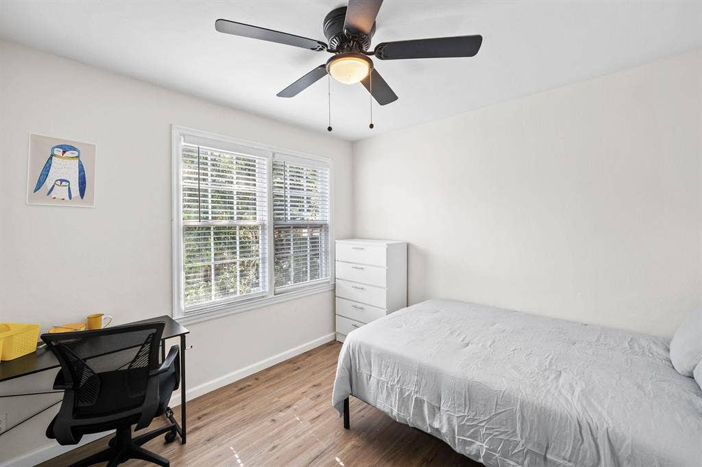 6 BR in Jacksonville