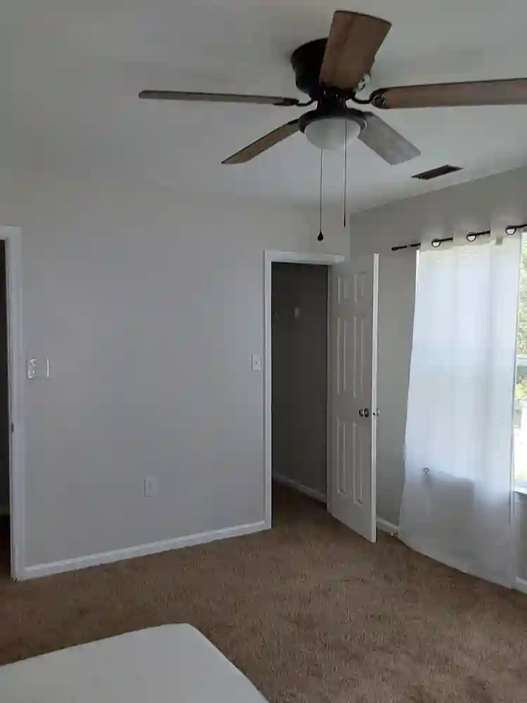 2 BR in Hampton