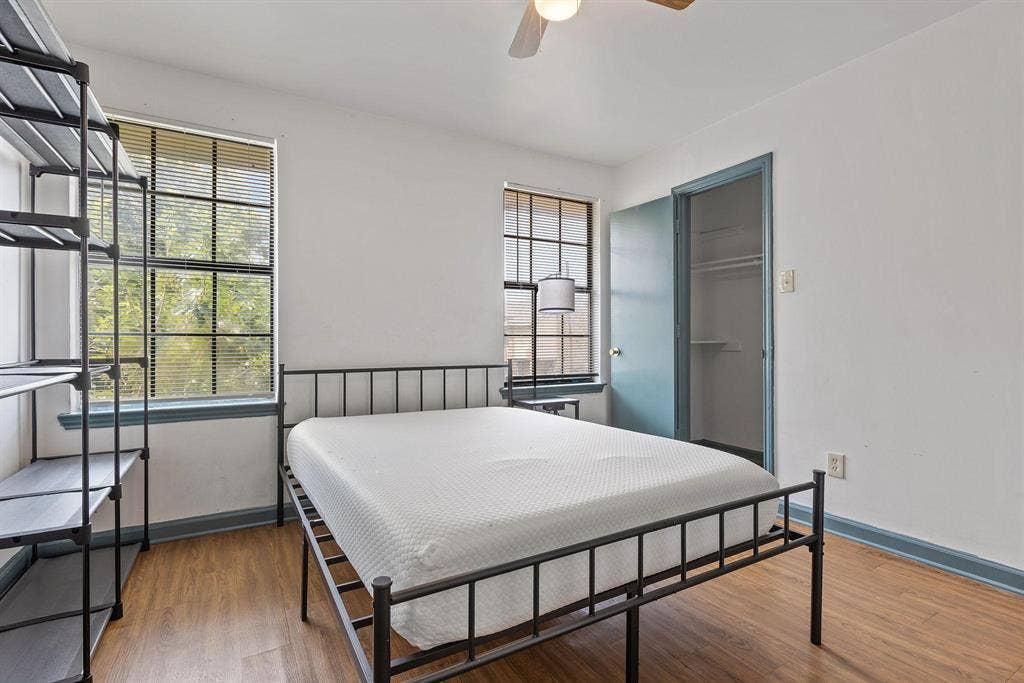 3 BR in Dallas