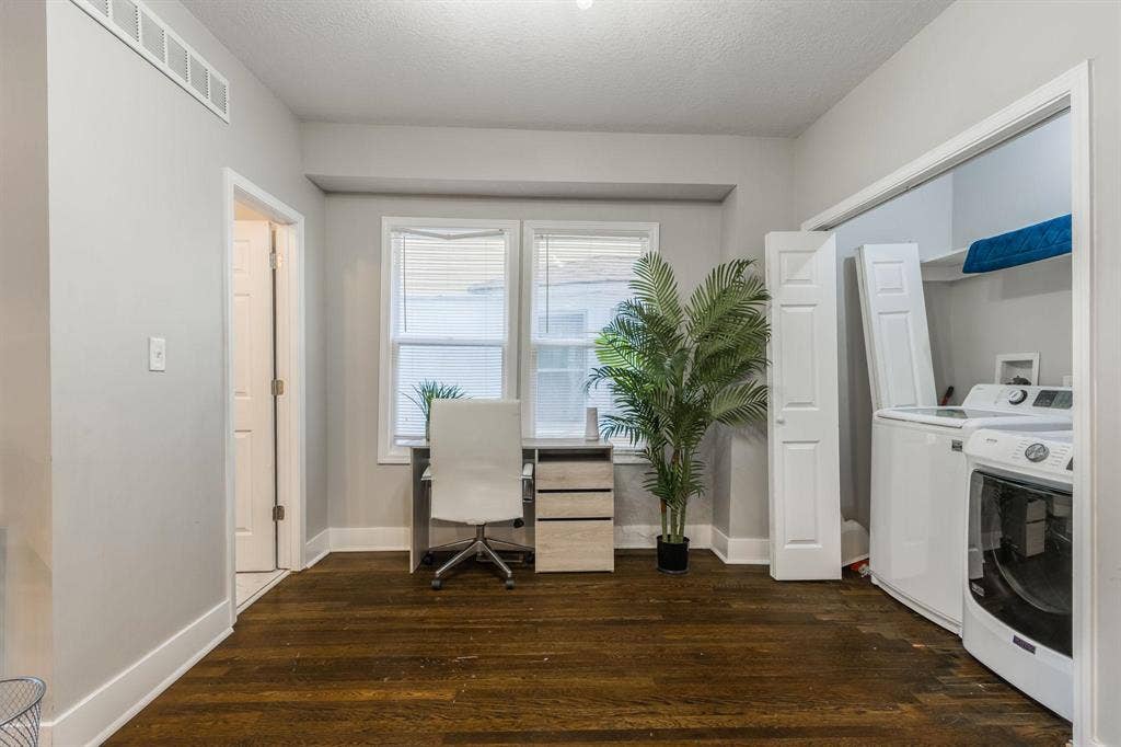 5 BR in Kansas City