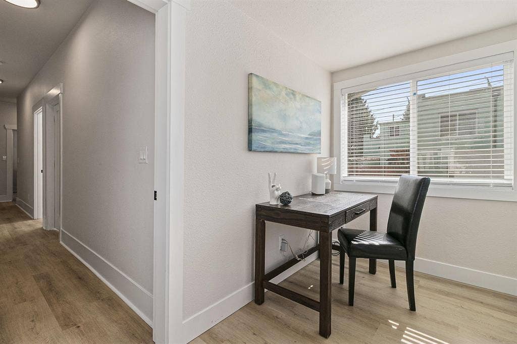 6 BR in Auburn