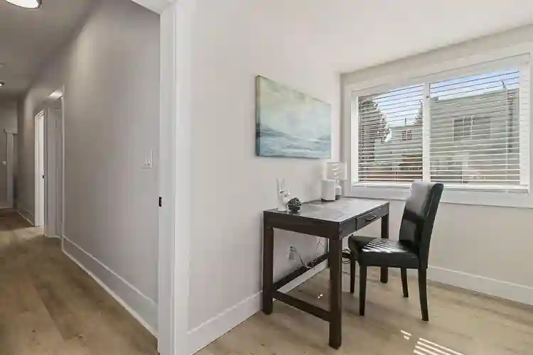 6 BR in Auburn