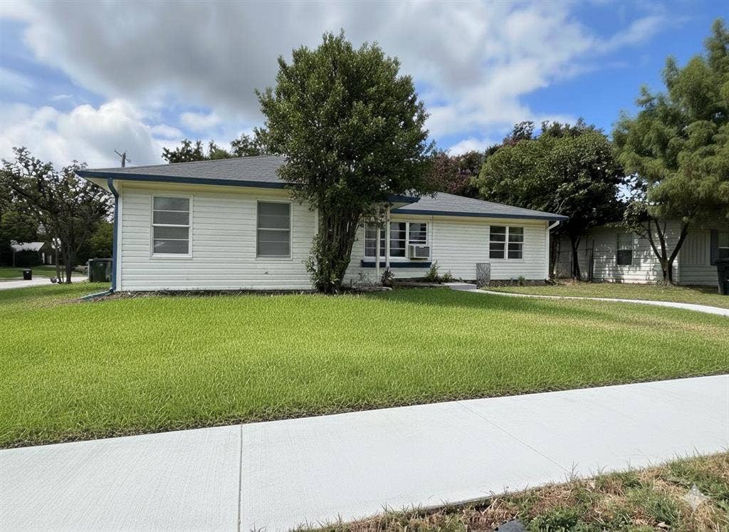 5 BR in Arlington