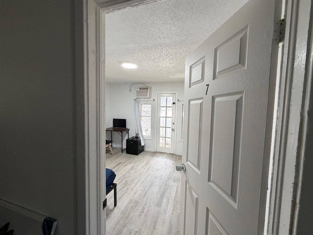 5 BR in Arlington