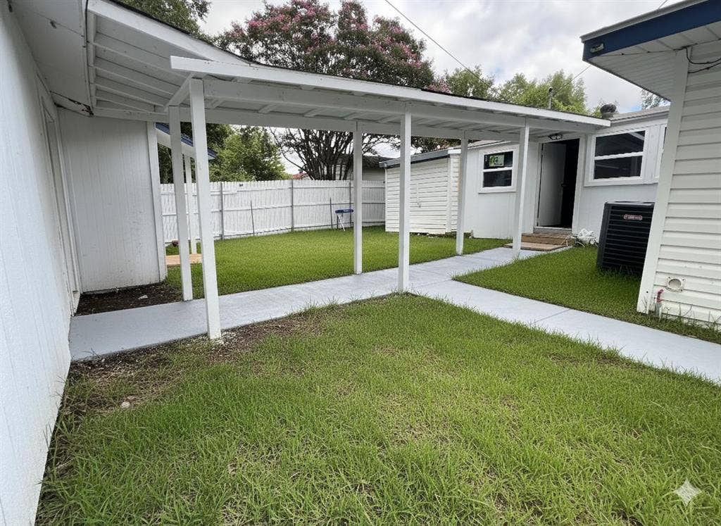 5 BR in Arlington