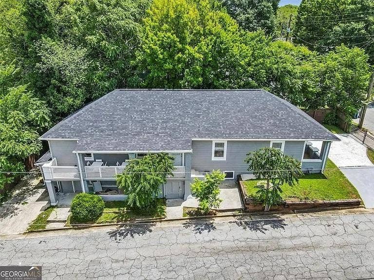4 BR in Atlanta
