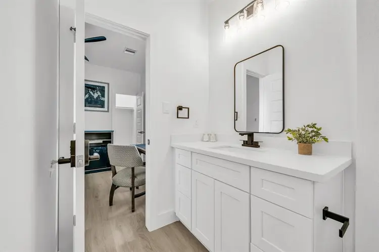 5 BR in Houston