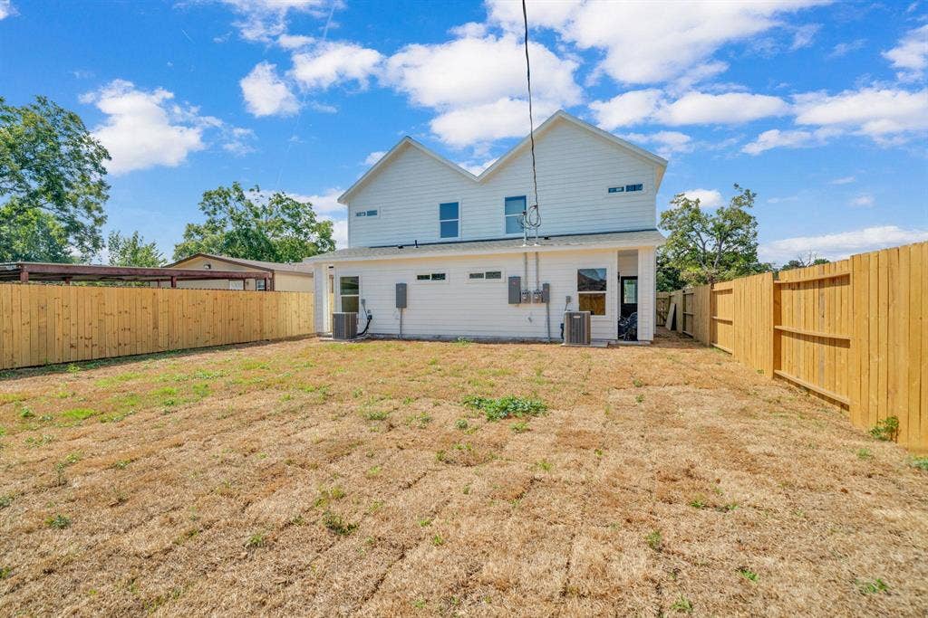 5 BR in Houston