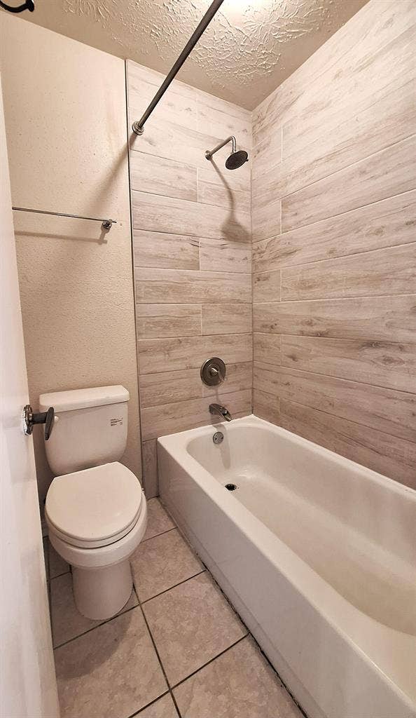 4 BR in Houston