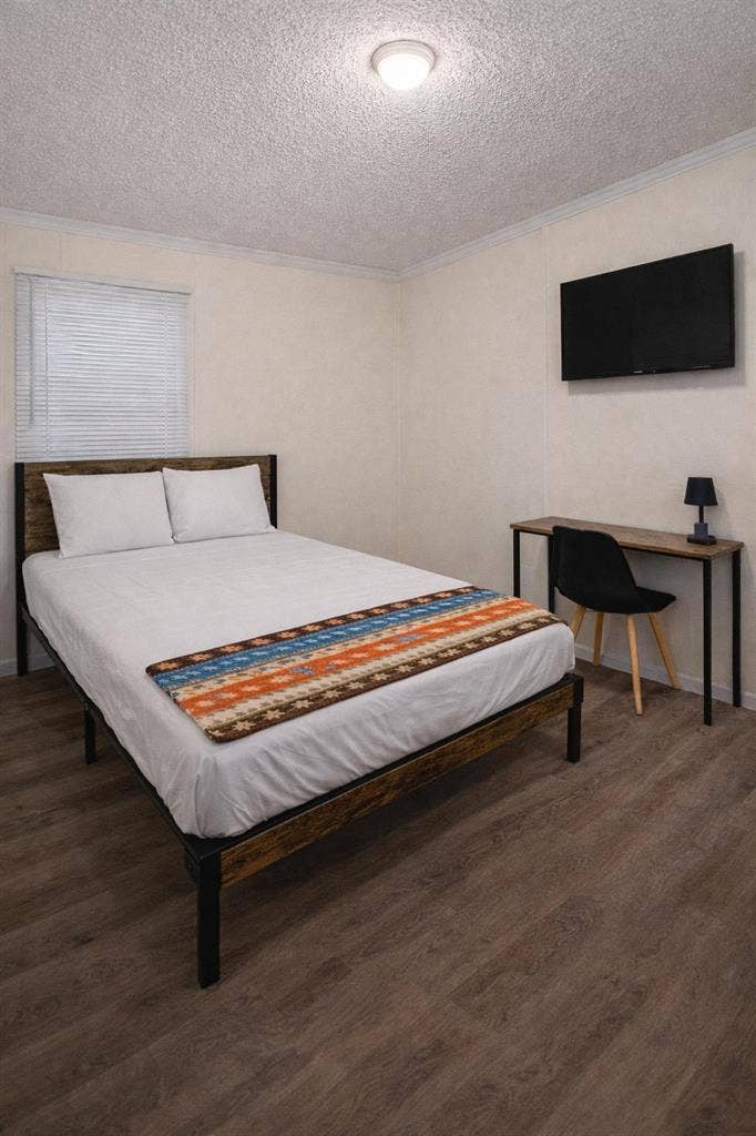 4 BR in Fayetteville