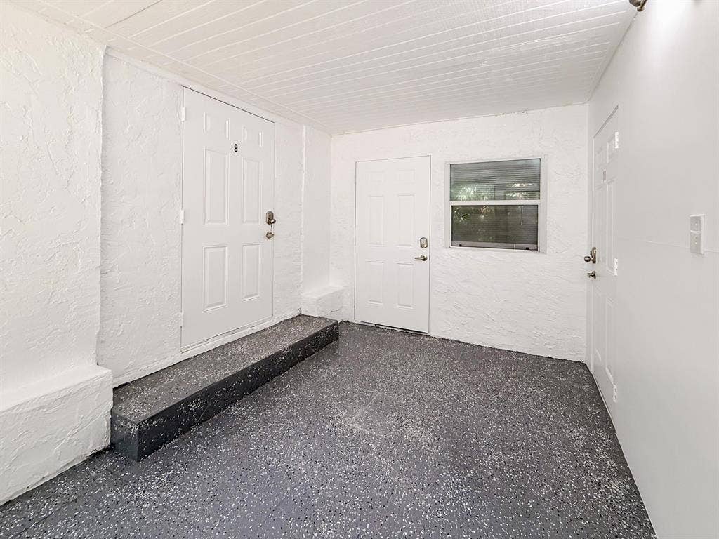 10 BR in Tampa