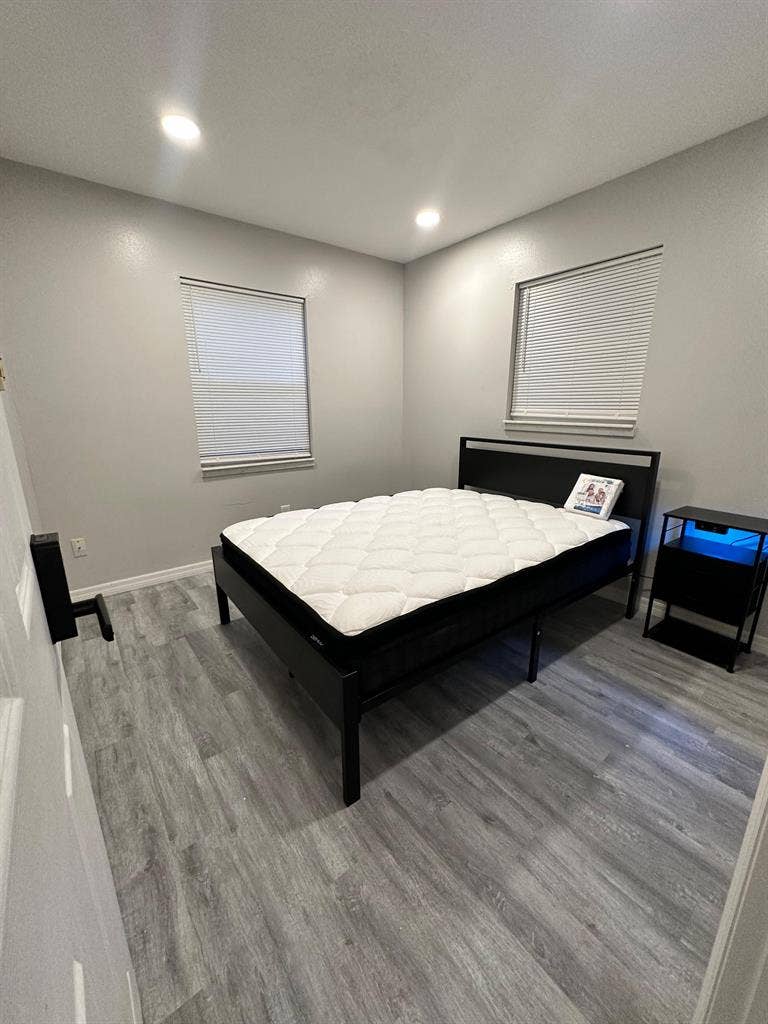 1 BR in Clearwater