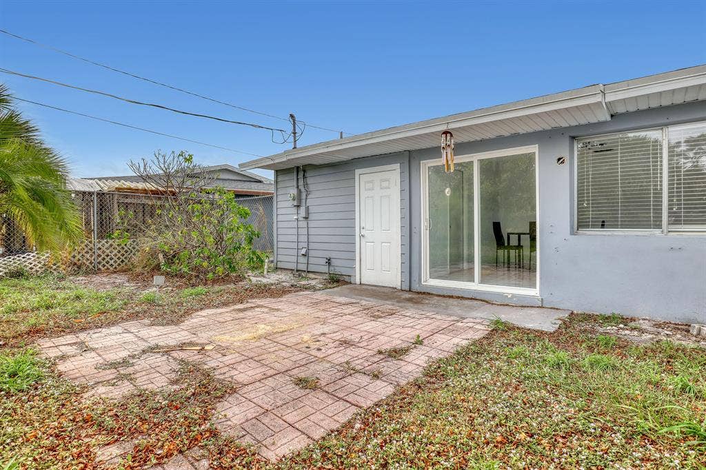 5 BR in Palm Bay