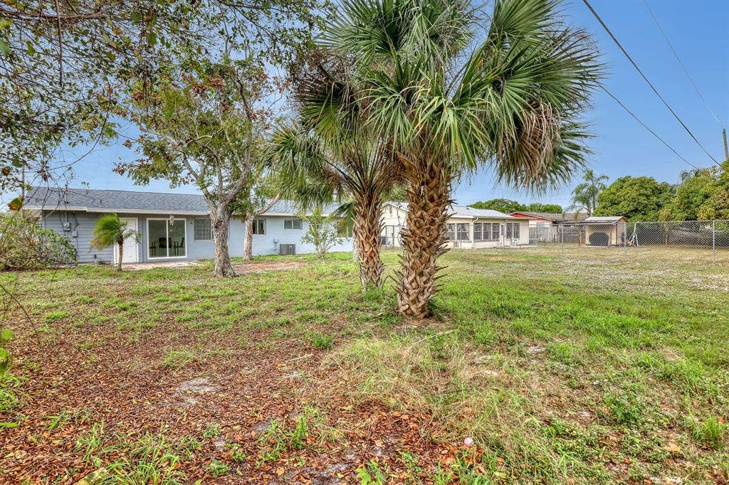 5 BR in Palm Bay