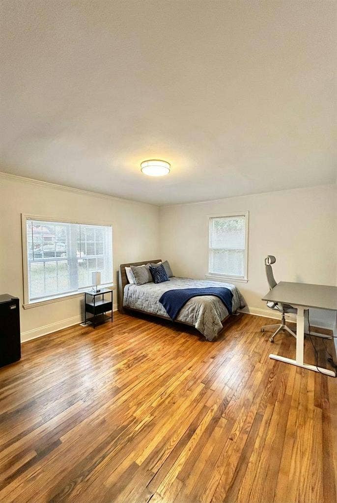 6 BR in Charlotte