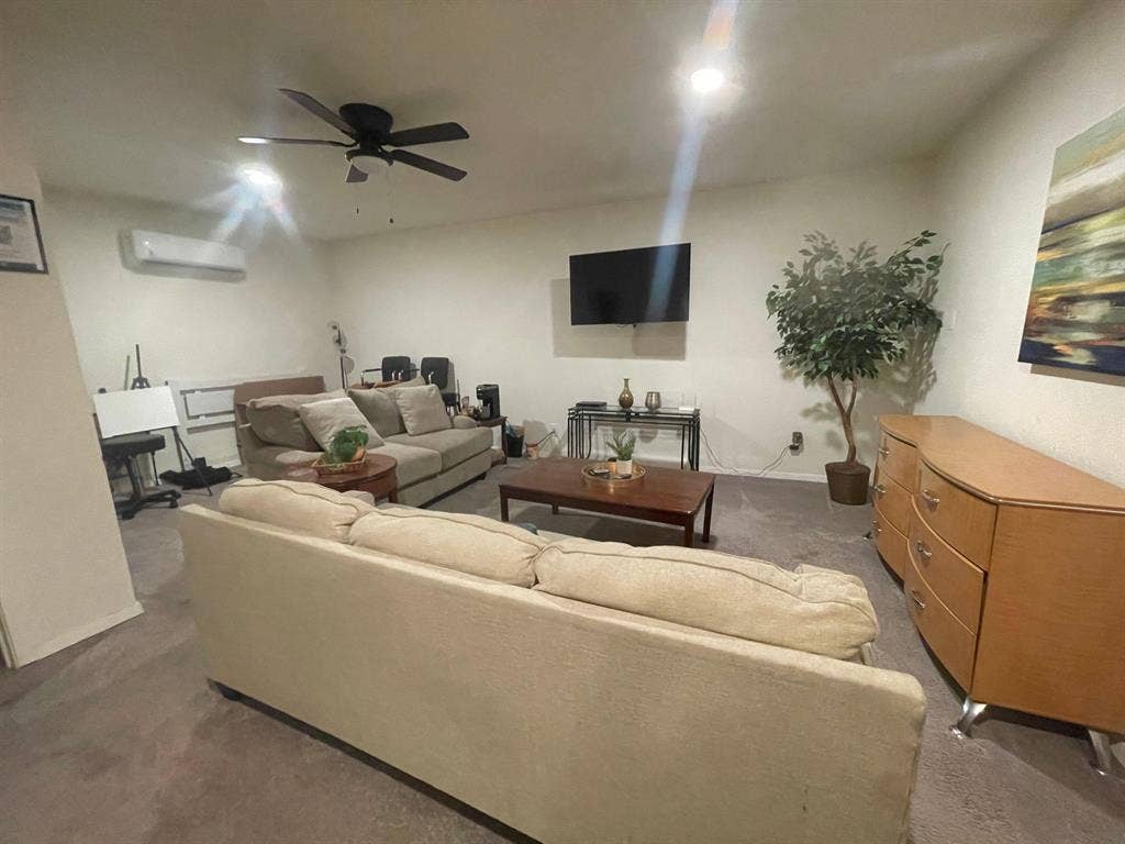 7 BR in Arlington