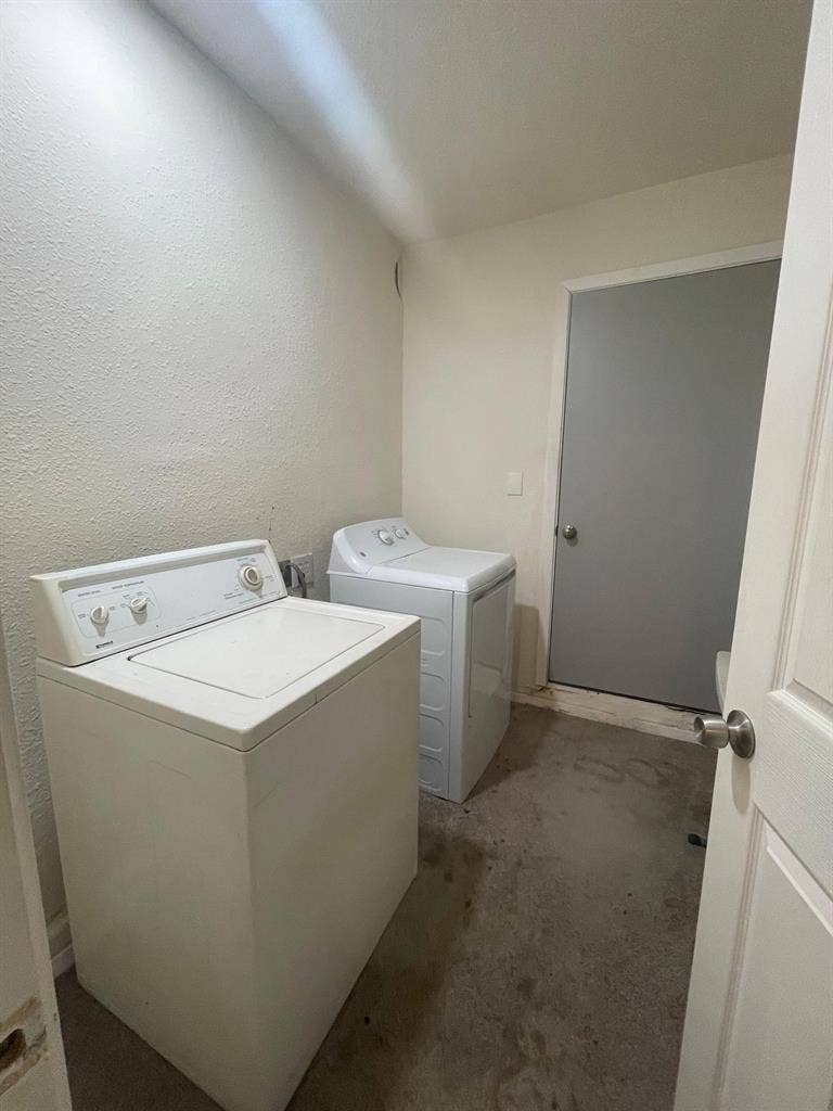 7 BR in Arlington