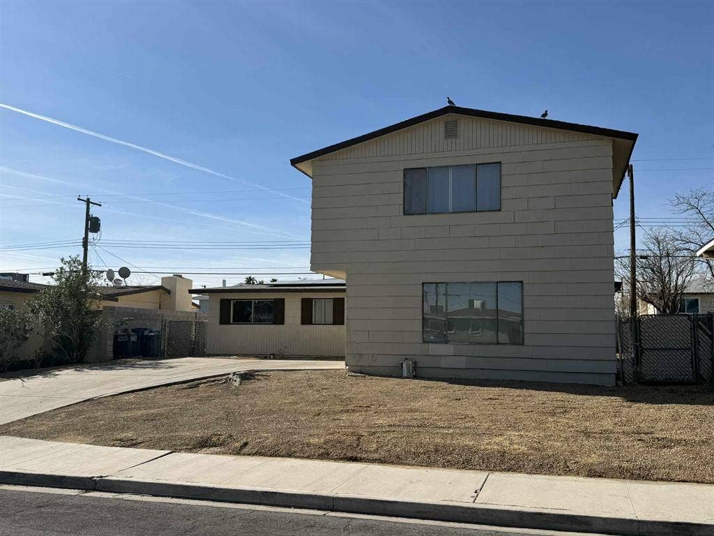 5 BR in Las Vegas