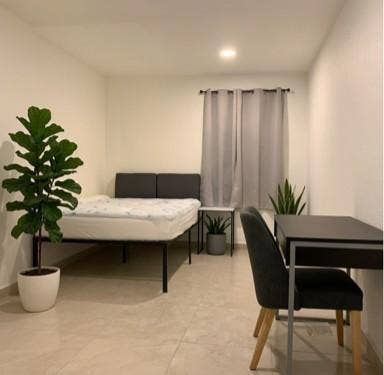 7 BR in Las Vegas