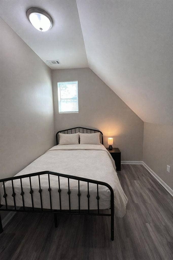 7 BR in Atlanta