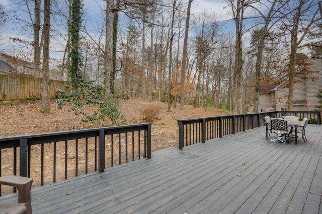 6 BR in Marietta