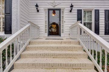 6 BR in Marietta