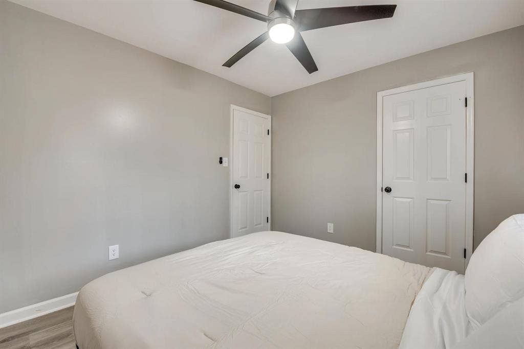 6 BR in Marietta