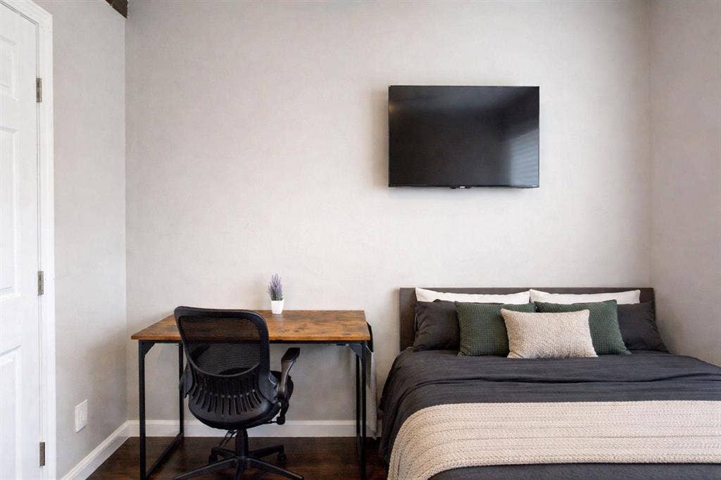 7 BR in Decatur