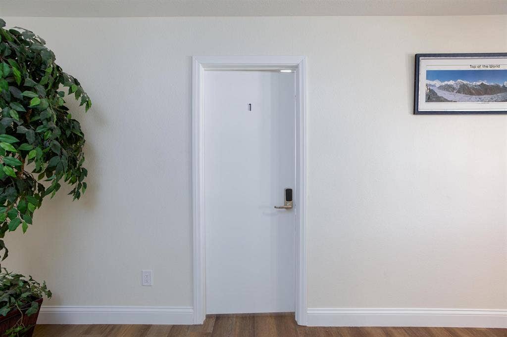 5 BR in Las Vegas