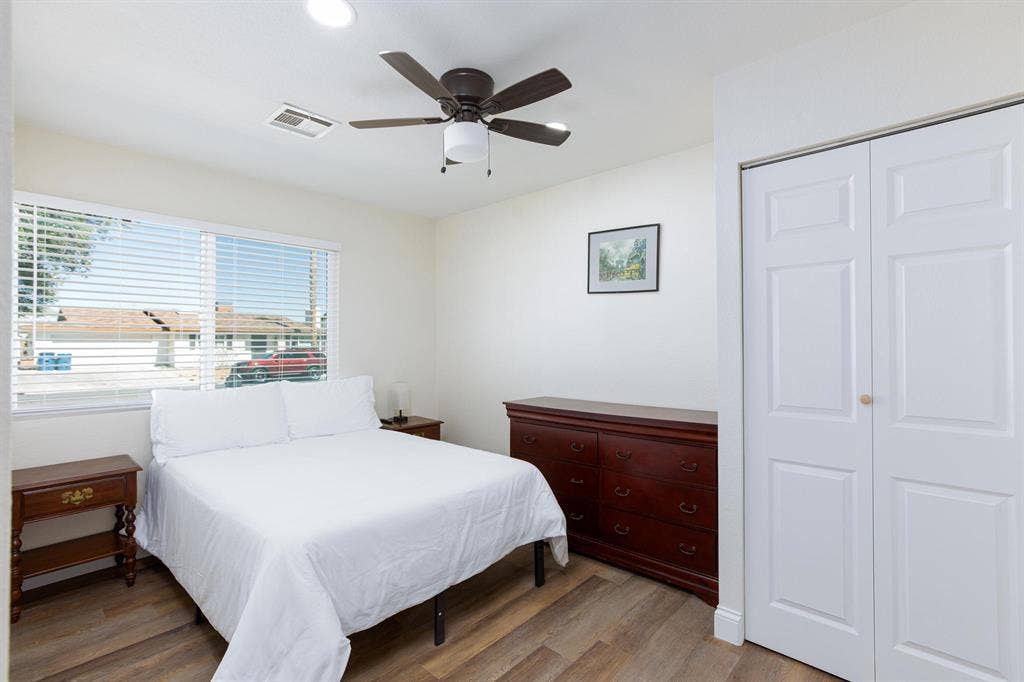 5 BR in Las Vegas
