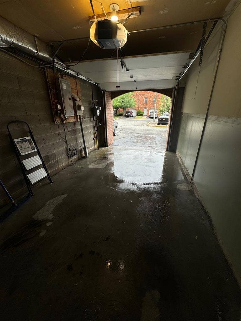 *No Broker fees 4b3bt Single Family