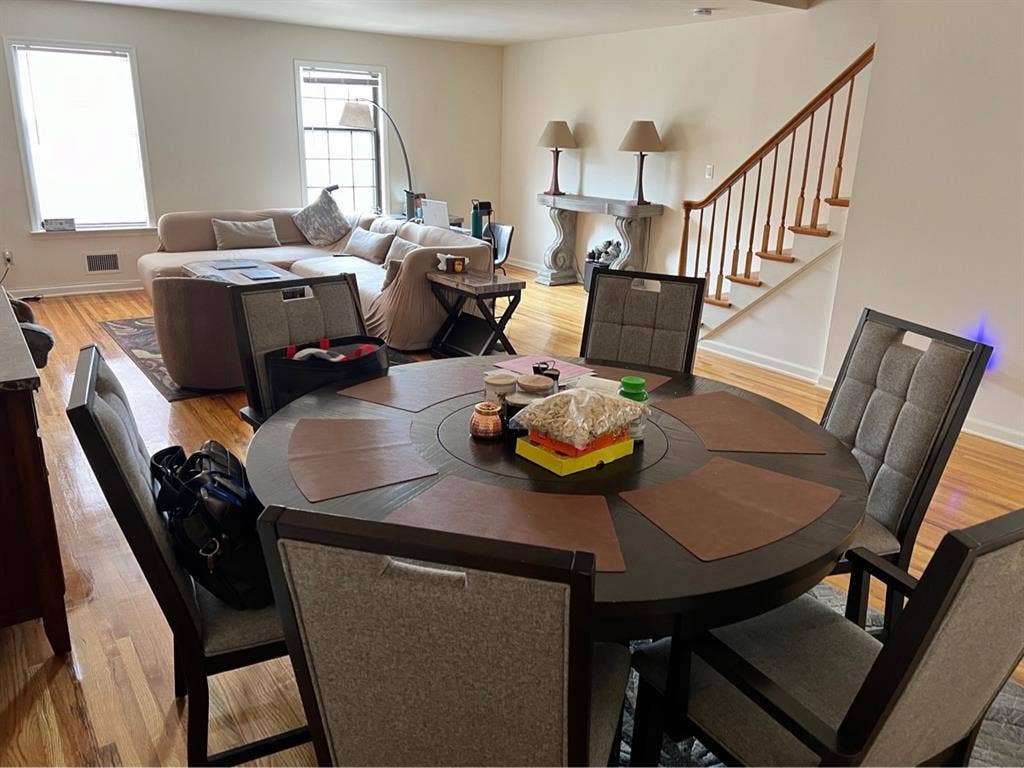 *No Broker fees 4b3bt Single Family