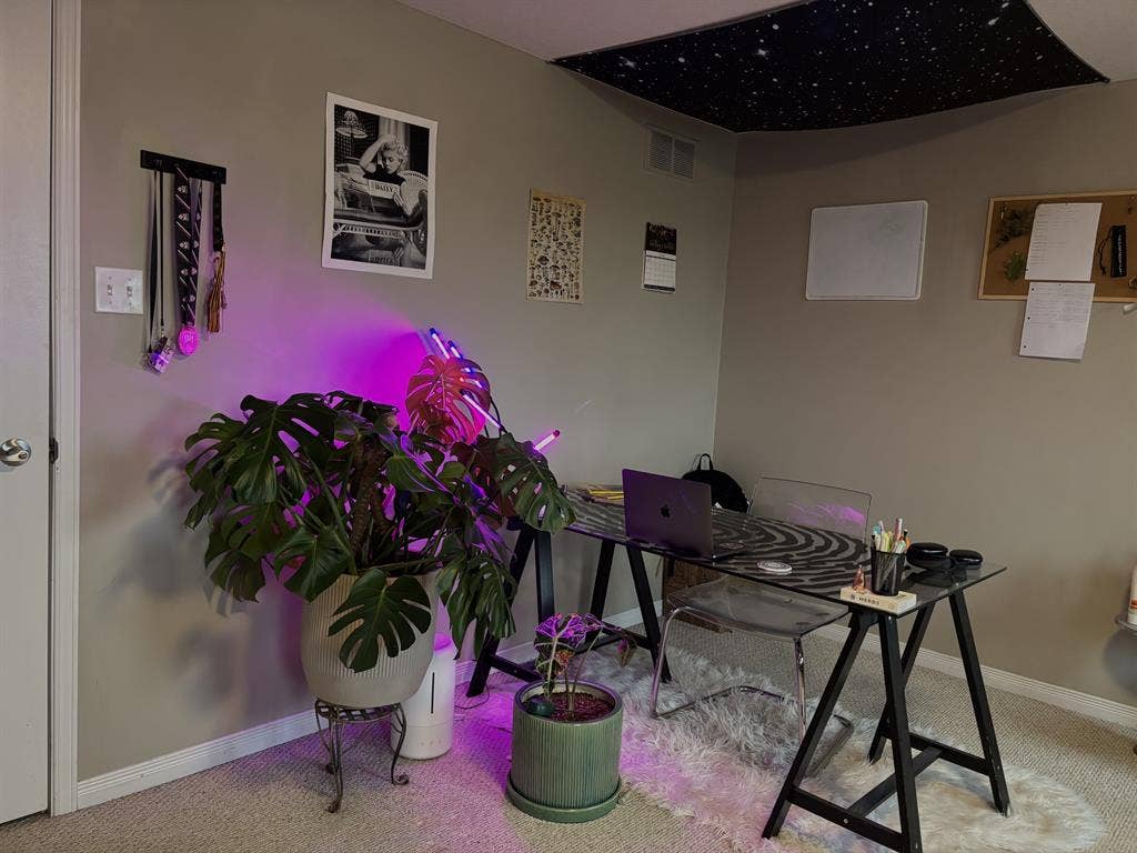 Two rooms available May-April 2027