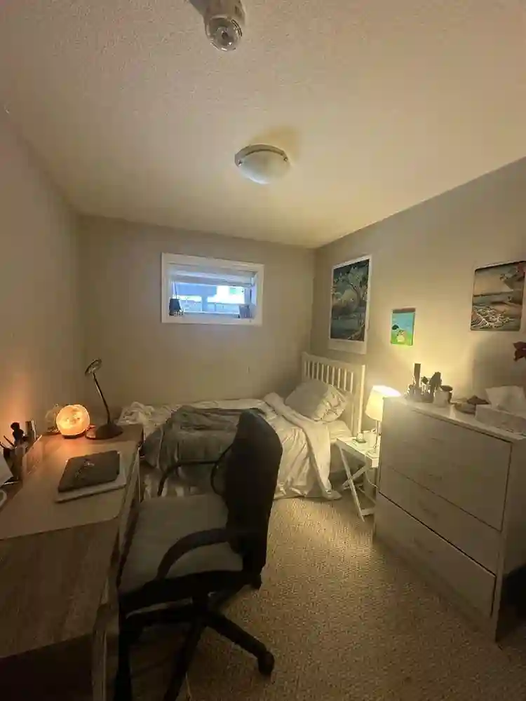 Two rooms available May-April 2027