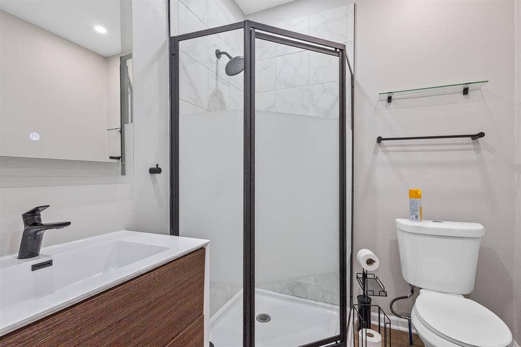 Private Rooms | Utilities Included