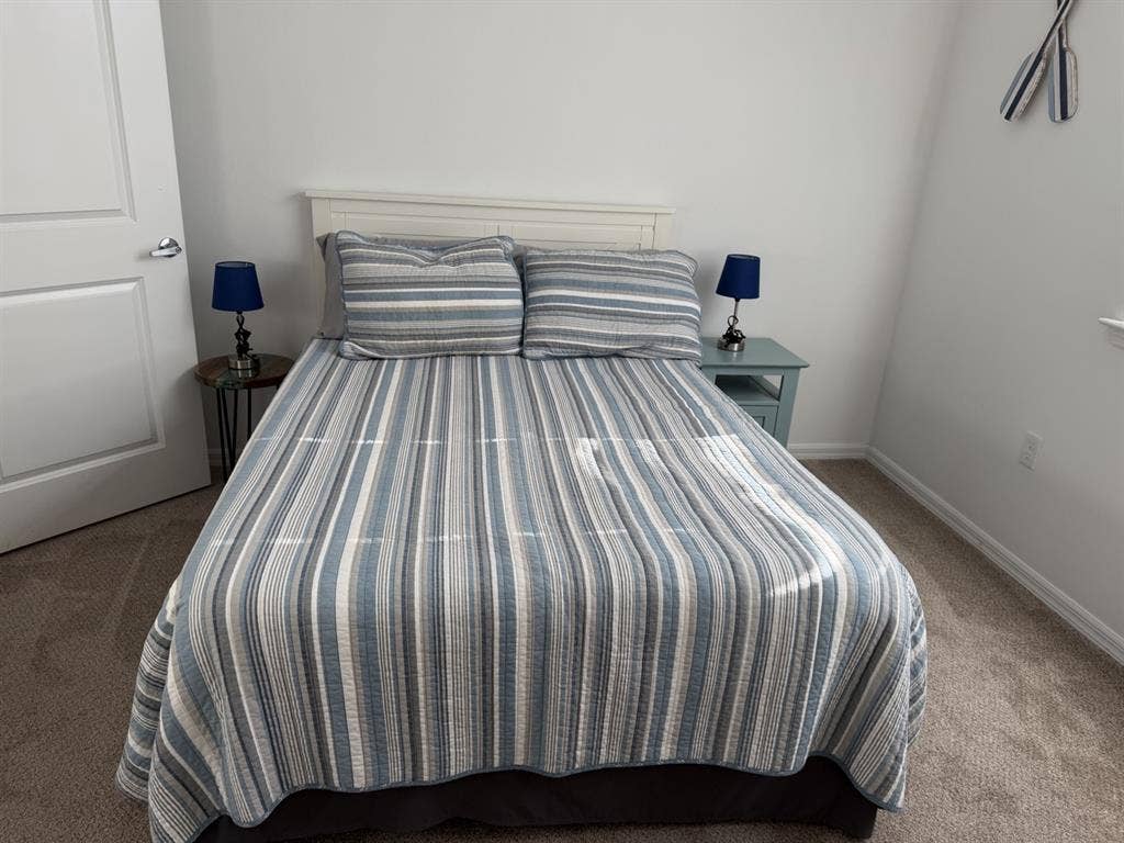 Furnished room for rent