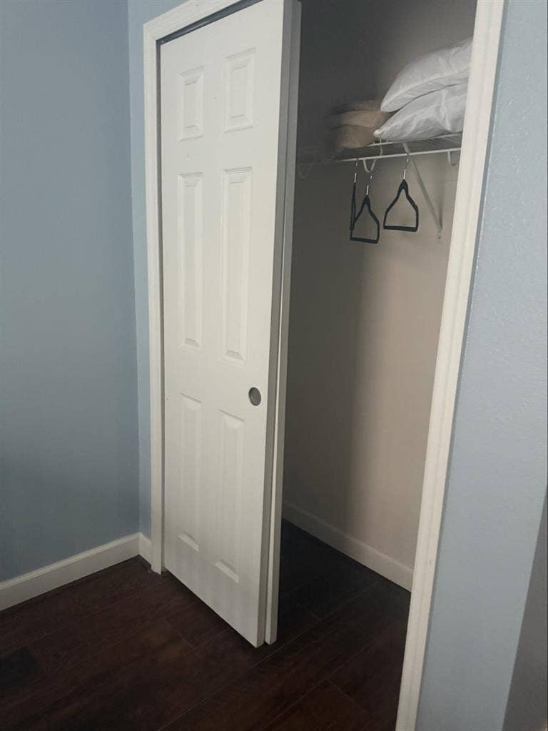 Beautiful Private Room fo Rent!!!