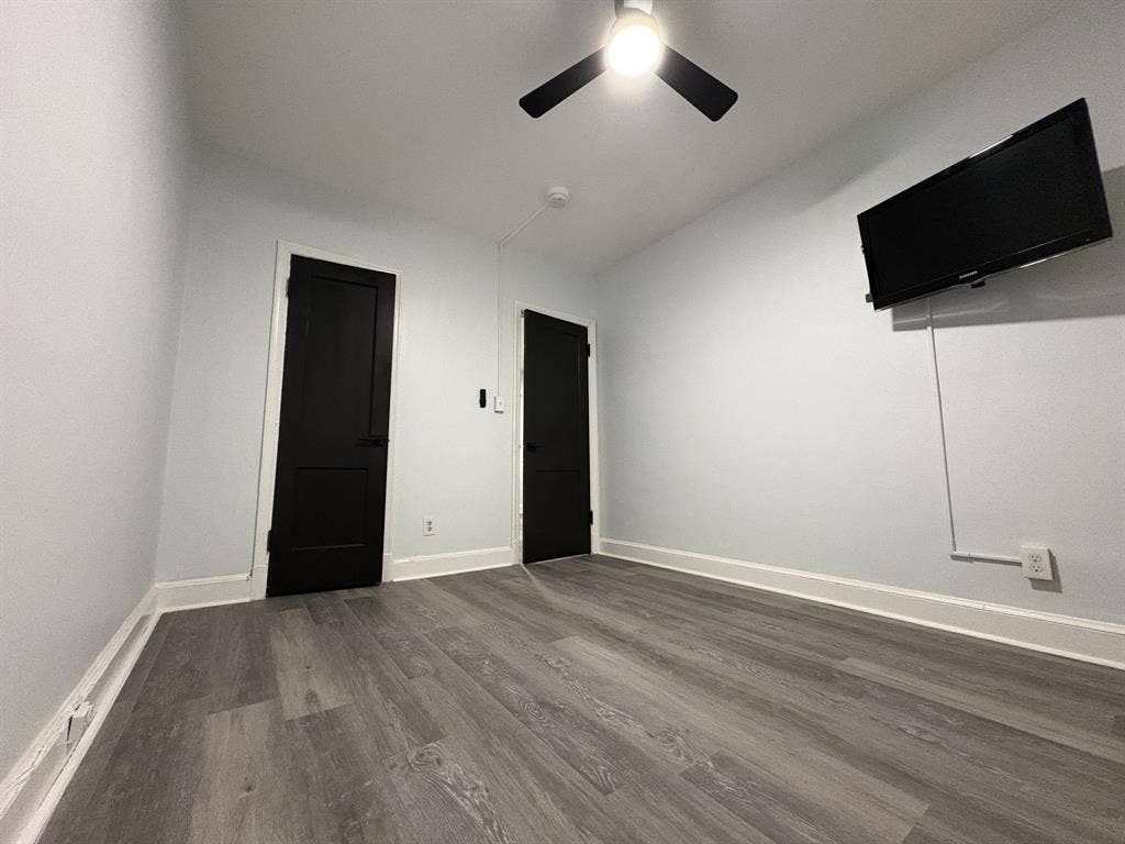 Unit 2: 1BR Vouchers Welcome