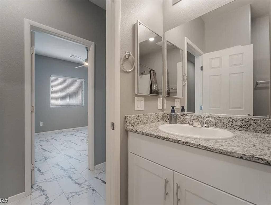 Room 4 Rent in beautiful townhouse